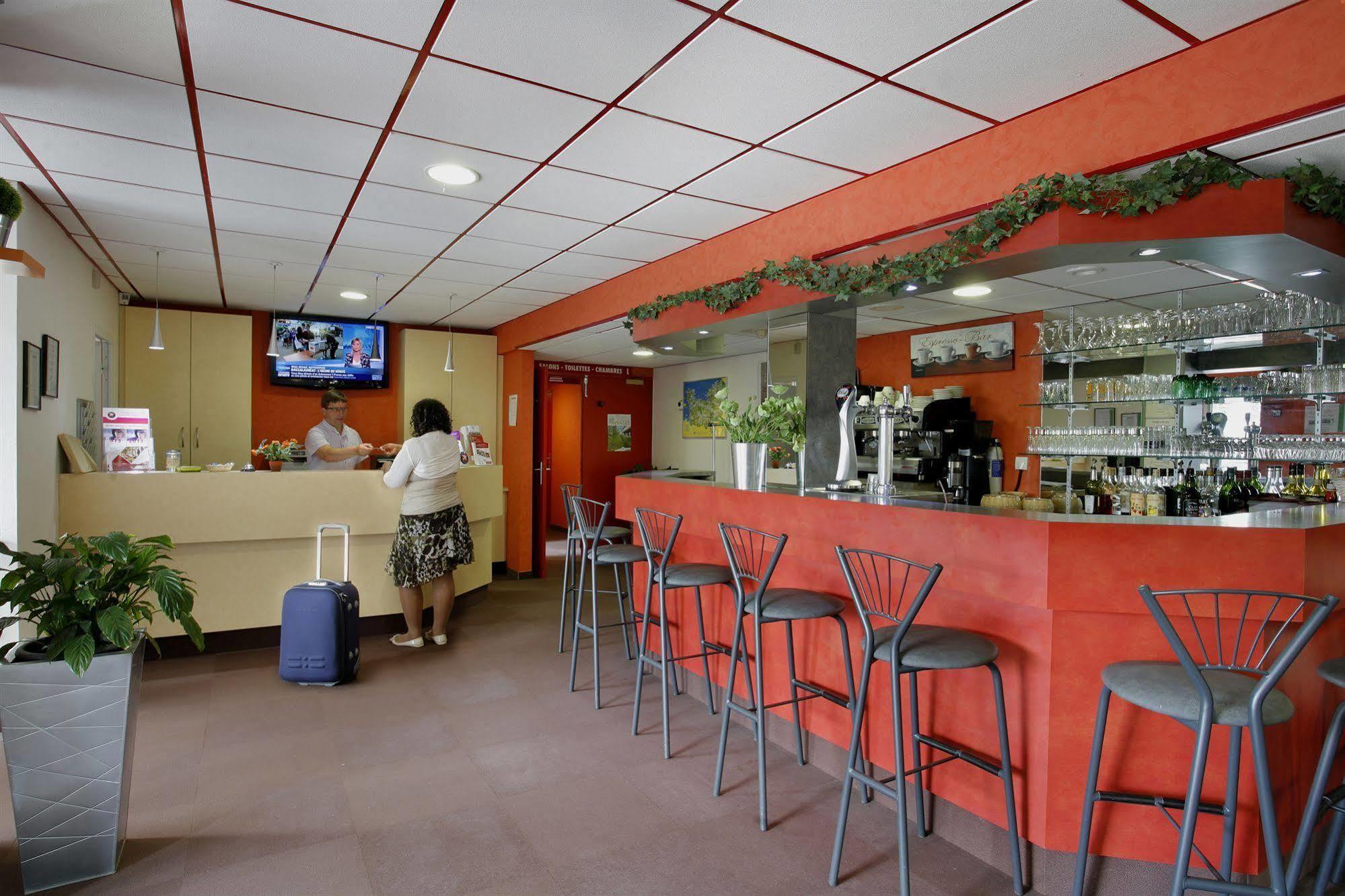 Brit Hotel Argentan Dış mekan fotoğraf